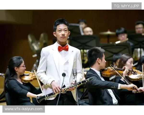 飞镖世锦赛冠军参观斯坦福桥，实现童年梦想