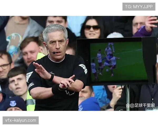 观点：VAR介入尺度不一，本赛季英超多次争议判罚已实质影响争冠与保级形势。